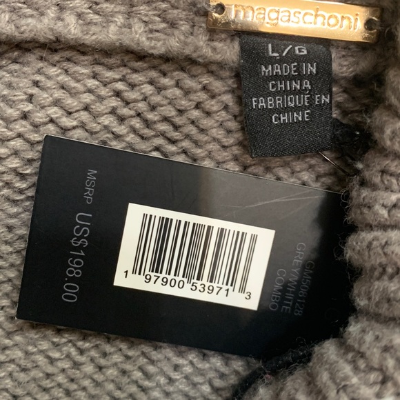 $198 Brand New Magaschoni - Picture 7 of 8